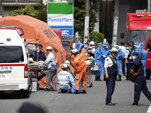 2 Orang Dikhawatirkan Tewas, 17 Luka-luka dalam Penikaman Massal di Jepang