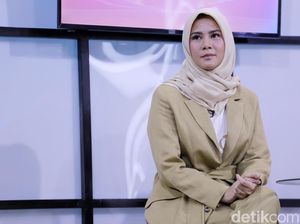 Cynthia Ramlan Gerah, Tegaskan Tak Ada Hubungan Darah dengan Model Chintya Ramlan