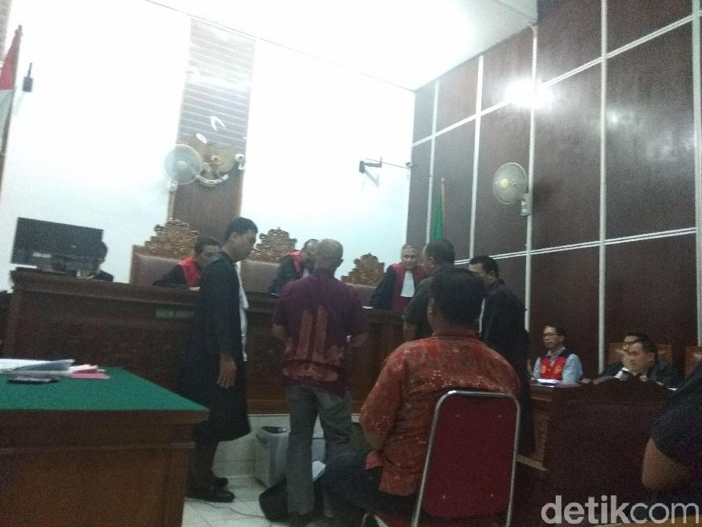 Staf Jokdri Akui Diperintah Hancurkan Dokumen Keuangan