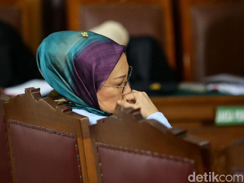 Dituntut 6 Tahun Bui, Ratna Sarumpaet Bawa-bawa 22 Mei Dituntut 6 Tahun Bui, Ratna Sarumpaet Bawa-bawa 22 Mei