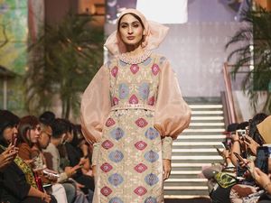 Didiet Maulana Angkat Keindahan Songket Bali untuk Baju Lebaran 2019 Didiet Maulana Angkat Keindahan Songket Bali untuk Baju Lebaran 2019