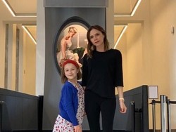 Harper Beckham Pakai Makeup di Usia 9, Victoria Beckham Dikritik