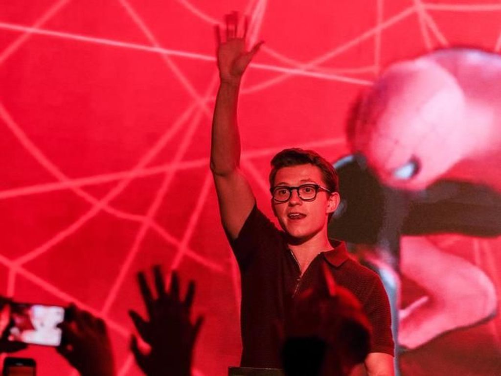 Mimpi Jadi Nyata! Tom Holland Prediksi Perankan Spider-Man Sejak 6 Tahun Lalu Mimpi Jadi Nyata! Tom Holland Prediksi Perankan Spider-Man Sejak 6 Tahun Lalu