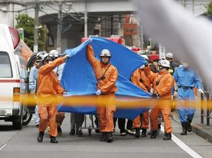 Seorang Pria Tikam Puluhan Orang di Jepang