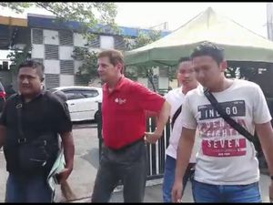 Jerry D Gray Terprovokasi karena Hoax Polisi China di Aksi 22 Mei Jerry D Gray Terprovokasi karena Hoax Polisi China di Aksi 22 Mei