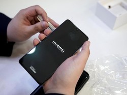 Pengguna Smartphone Ragukan Sistem Operasi Hongmeng