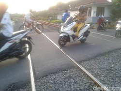 Waspada, 86 Perlintasan KA Double Track di Bojonegoro Tak Berpalang Pintu