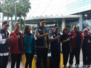 Menhub Lepas Tim Liputan Transmedia