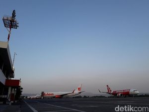 Penumpang Ngaku Bawa Bom, Penerbangan Air Asia Rute Yogya-Denpasar Tertunda Penumpang Ngaku Bawa Bom, Penerbangan Air Asia Rute Yogya-Denpasar Tertunda