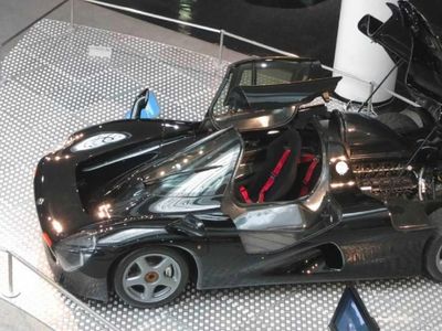 Mobil Supercar Yamaha