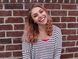 Wanita Ini Jualan Darah Demi Bisa Belanja Baju Rp 8,6 Juta Sebulan