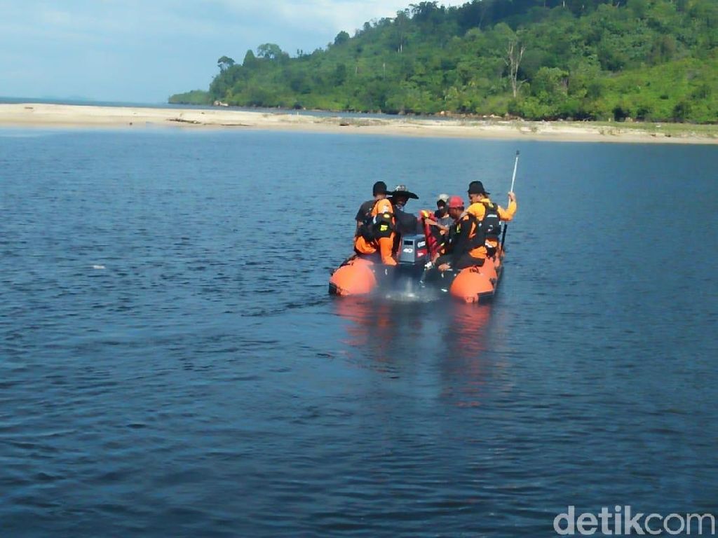 Pria Tewas di Perairan Tapteng Ternyata Diikat Abang Kandung Pria Tewas di Perairan Tapteng Ternyata Diikat Abang Kandung