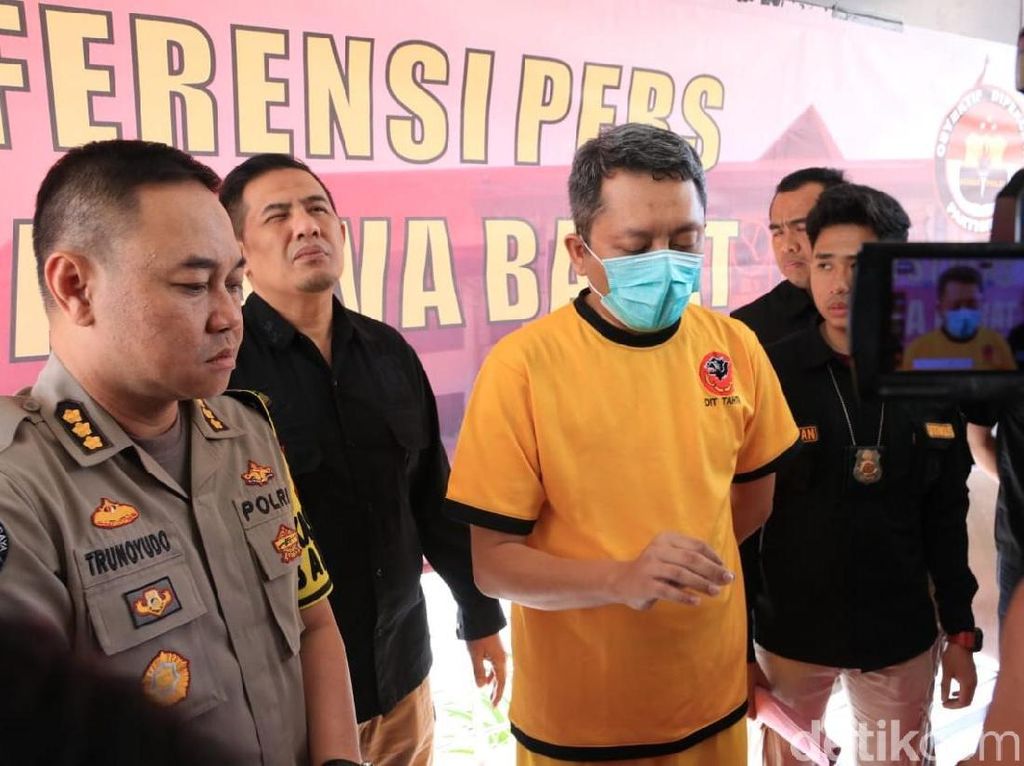 Dokter Ikut Sebar Hoaks, Ini Alasannya Orang Suka Asal Forward Pesan Dokter Ikut Sebar Hoaks, Ini Alasannya Orang Suka Asal Forward Pesan