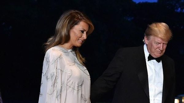 Penampilan Melania Trump Menawan Pakai Kaftan Rp 64 Juta di Jepang