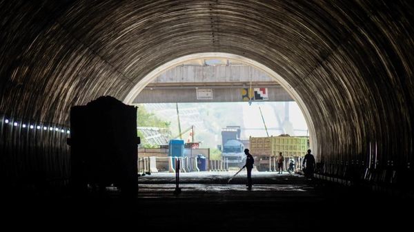 Persiapan Jalur Fungsional Tol Cisumdawu