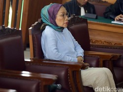 Momen Ratna Sarumpaet Dituntut 6 Tahun Penjara