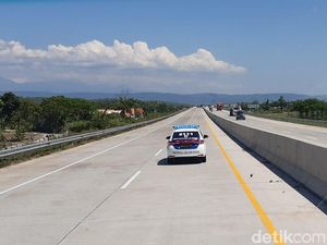 Hadapi Arus Mudik, Tol Solo-Ngawi akan Dipasangi Gardu Satelit Hadapi Arus Mudik, Tol Solo-Ngawi akan Dipasangi Gardu Satelit