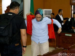 Polisi Lakukan Pengembangan Kasus, Ratna Sarumpaet: Saya Stres! Polisi Lakukan Pengembangan Kasus, Ratna Sarumpaet: Saya Stres!