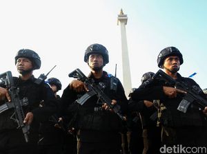 Brimob Nusantara yang Siaga di Jakarta Mulai Kembali Bertahap Brimob Nusantara yang Siaga di Jakarta Mulai Kembali Bertahap