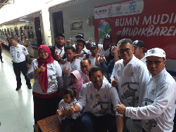 Mudik Bareng BUMN, Jasa Raharja Lepas 608 Penumpang Kereta Api