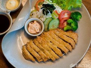 Menu Harian Ramadhan ke-23: Lezatnya Beef Katsu Hingga Curry Rice Jepang