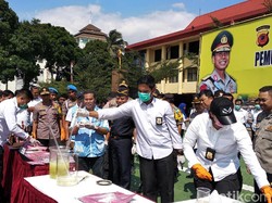 Jelang Lebaran, Polda Jabar Musnahkan 2,6 Kg Sabu-sabu