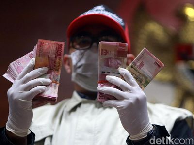 Ini Barang Bukti Uang Suap Kakanim Mataram