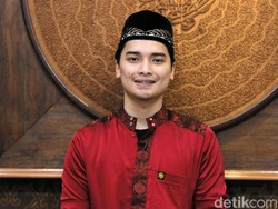 Alvin Faiz Akan Mundur dari Pesantren Az Zikra