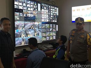 Pantau Pengamanan Mudik di Bandara Soetta, Kapolda Cek Kesiapan CCTV