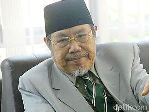 Biografi KH Muhammad Tholhah Hasan, Menag Zaman Presiden Gus Dur Biografi KH Muhammad Tholhah Hasan, Menag Zaman Presiden Gus Dur