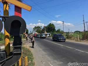 Ini Jalur Alternatif yang Bisa Dilalui Pemudik Saat Bypass Mojokerto Macet Ini Jalur Alternatif yang Bisa Dilalui Pemudik Saat Bypass Mojokerto Macet
