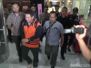 Jadi Tersangka Kasus Suap, Kakanim Mataram Ditahan KPK Jadi Tersangka Kasus Suap, Kakanim Mataram Ditahan KPK