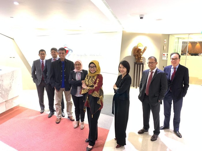 Emma Sri Martini diangkat sebagai Dirut Telkomsel menggantikan Ririek Adriansyah √ Emma Sri Martini Diangkat Makara Direktur Utama Baru Telkomsel