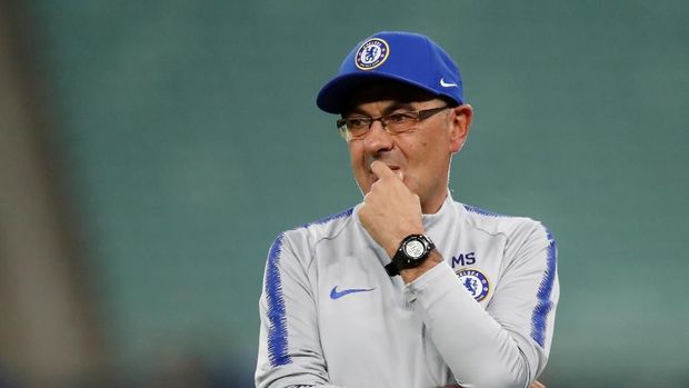 Maurizio Sarri hengkang dari Chelsea setelah memberikan trofi Liga Europa pada klub tersebut.