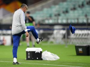 Higuain-Luiz Cekcok Saat Latihan, Sarri Ngamuk Lalu Meninggalkan Lapangan