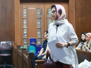 Eks Dirut Pertamina Karen Agustiawan Jalani Sidang Vonis Hari Ini Eks Dirut Pertamina Karen Agustiawan Jalani Sidang Vonis Hari Ini
