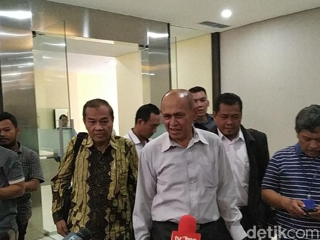 Kivlan Zen Ditunggu Perkara Baru Kivlan Zen Ditunggu Perkara Baru