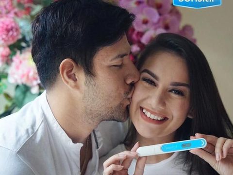 Ammar Zoni dan Irish Bella