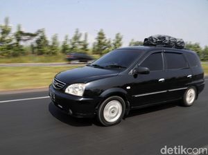 Pemudik Mulai Jejaki Ruas Tol Cipali