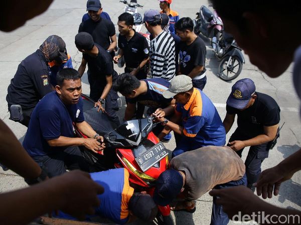 Ratusan Sepeda Motor Mudik ke Kampung Halaman