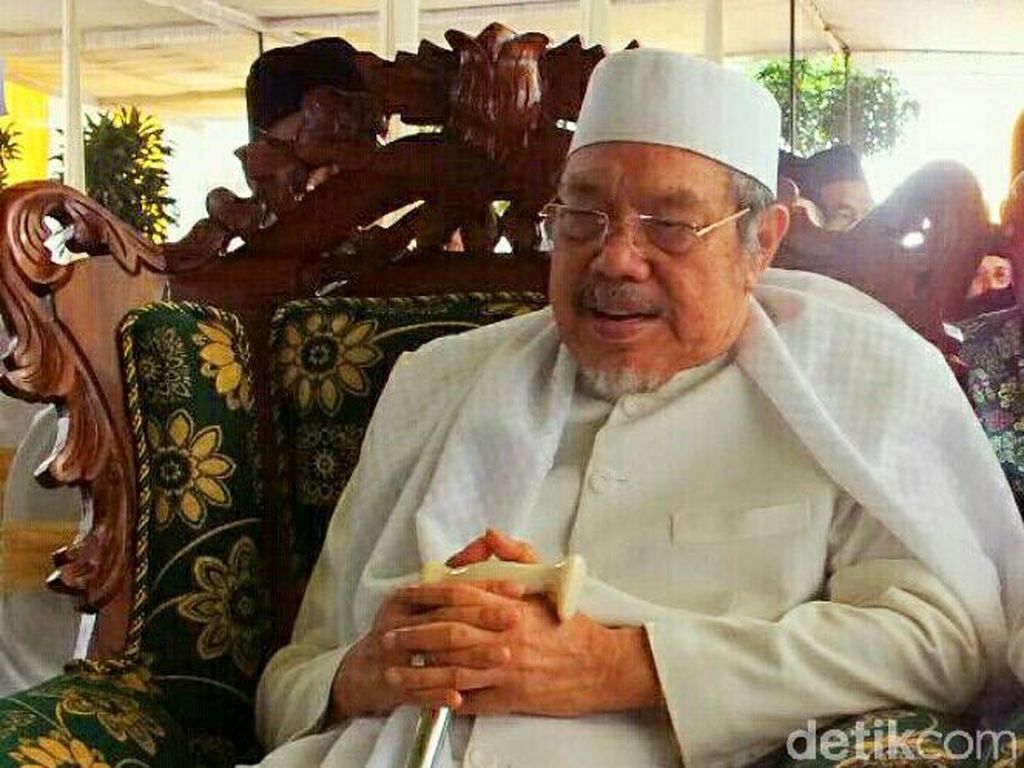 Menteri Agama era Gus Dur KH Tolchah Hasan Wafat Menteri Agama era Gus Dur KH Tolchah Hasan Wafat