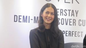 Foto: Penampilan Paula Verhoeven Serba Hitam Saat Hamil 7 Minggu