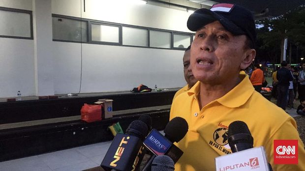 KPSN Duetkan Iwan Bule dan Mantu Jokowi Pimpin PSSI