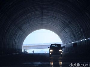 Terowongan Cisumdawu Masih Sepi Pemudik Terowongan Cisumdawu Masih Sepi Pemudik