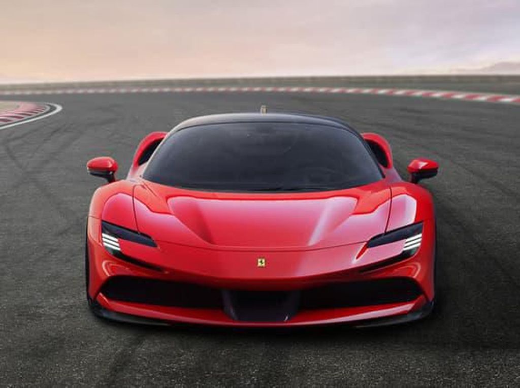Imbas Corona, Pengiriman Mobil Hybrid Pertama Ferrari Ditunda