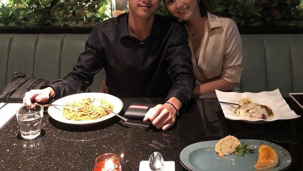 Baru Putus, Intip Kembali Kemesraan Al Ghazali dan Alyssa Daguise Saat Kulineran