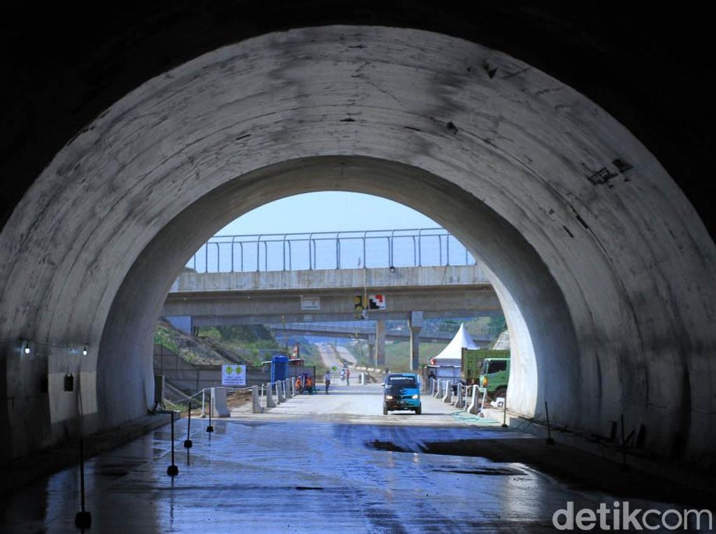 Tol Cisumdawu Dikebut Demi Akses Bandara Kertajati Tol Cisumdawu Dikebut Demi Akses Bandara Kertajati