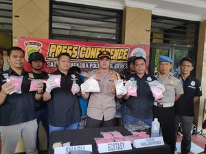 Polsek Kalideres Amankan 8.000 Pil Ekstasi Siap Edar