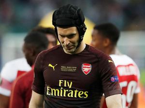Tak Ada Trofi di Penghujung Karier Cech Tak Ada Trofi di Penghujung Karier Cech