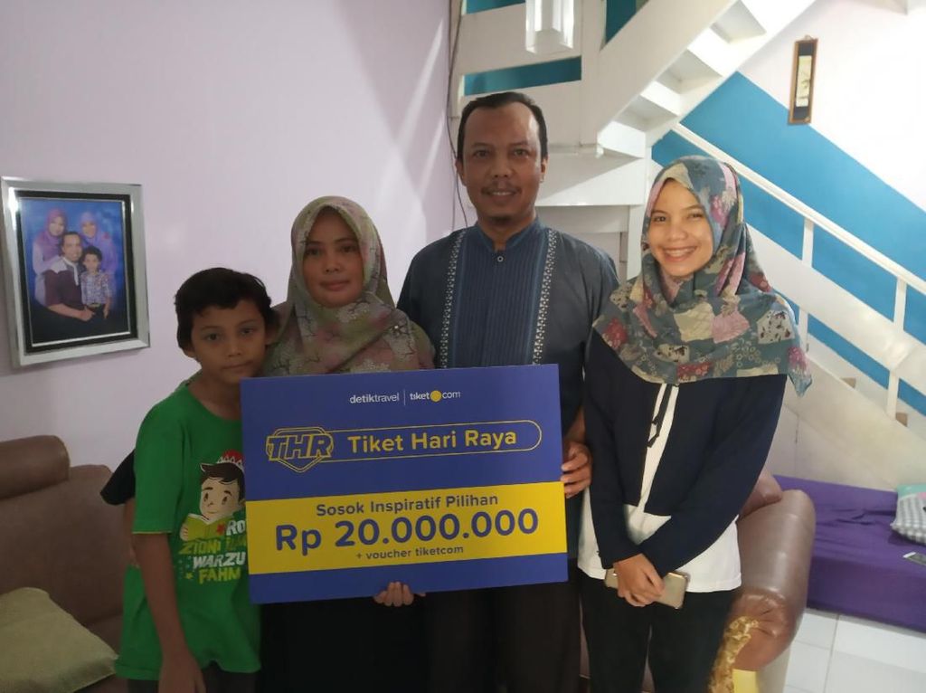 Rajin Bersihkan Masjid, Andi Dapat Rp 20 Juta dari Tiket.com Rajin Bersihkan Masjid, Andi Dapat Rp 20 Juta dari Tiket.com